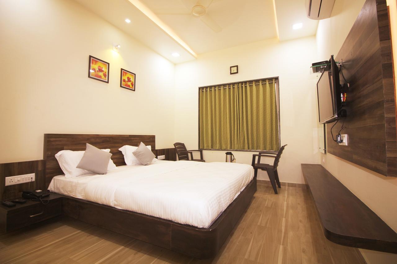 Hotel Vraj Inn Dwarka  Exterior photo