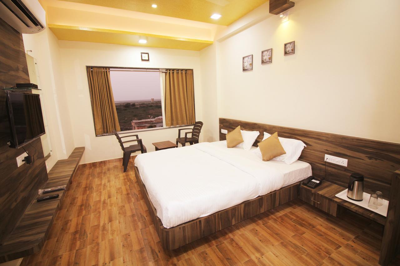 Hotel Vraj Inn Dwarka  Exterior photo